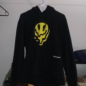 Selling a slightly new sweater for women & men.